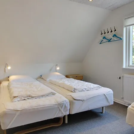 Lavrans - 2-5km From The Sea By Interhome Henne Strand
