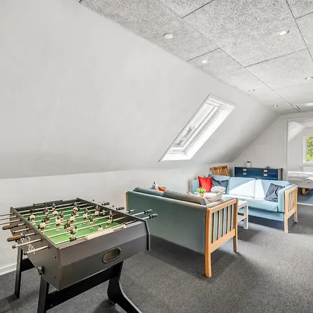 Lavrans - 2-5km From The Sea By Interhome