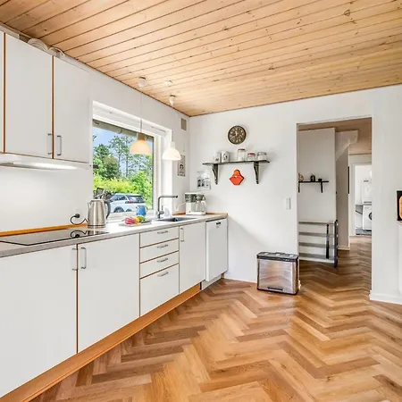 Lavrans - 2-5km From The Sea By Interhome Hébergement de vacances Henne Strand