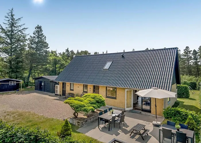 Lavrans - 2-5km From The Sea By Interhome * Henne Strand