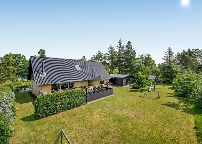 Lavrans - 2-5km From The Sea By Interhome * Henne Strand