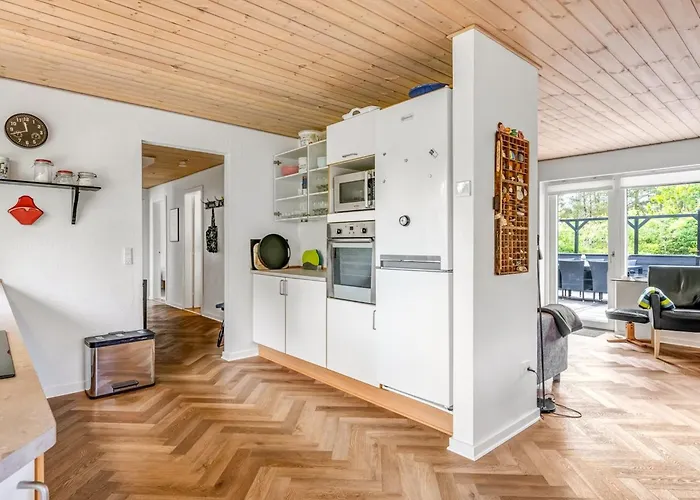 Σπίτι διακοπών Lavrans - 2-5km From The Sea By Interhome