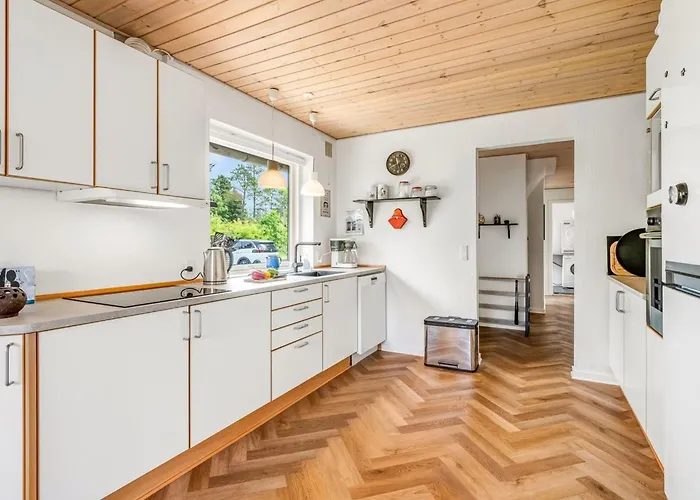 Σπίτι διακοπών Lavrans - 2-5km From The Sea By Interhome *